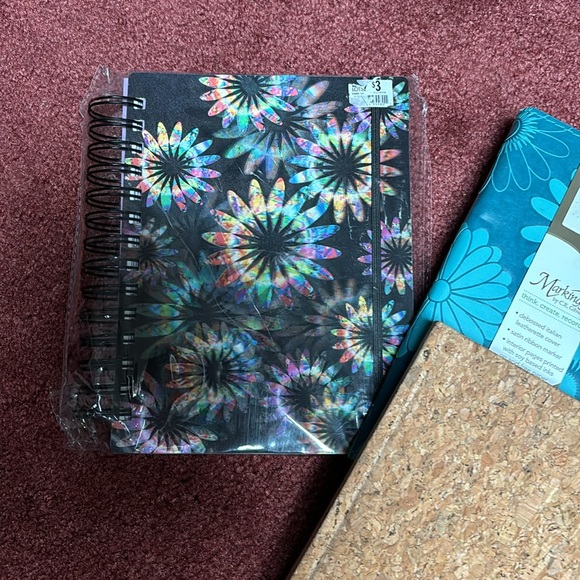 Journals of many Colors - Picture 5 of 6